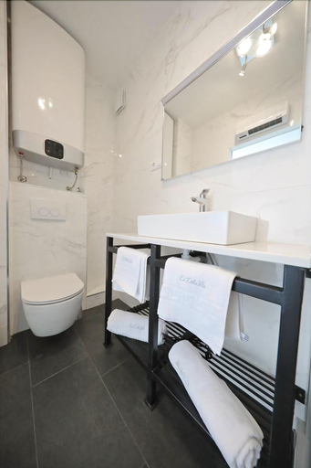 Bathroom 4, La Dolce Vita, Zadar