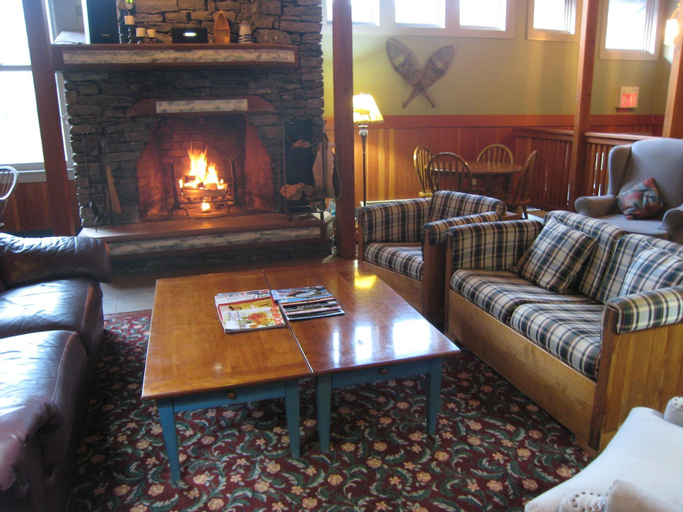 Public Area 2, The Lodge at Lincoln Peak, Washington
