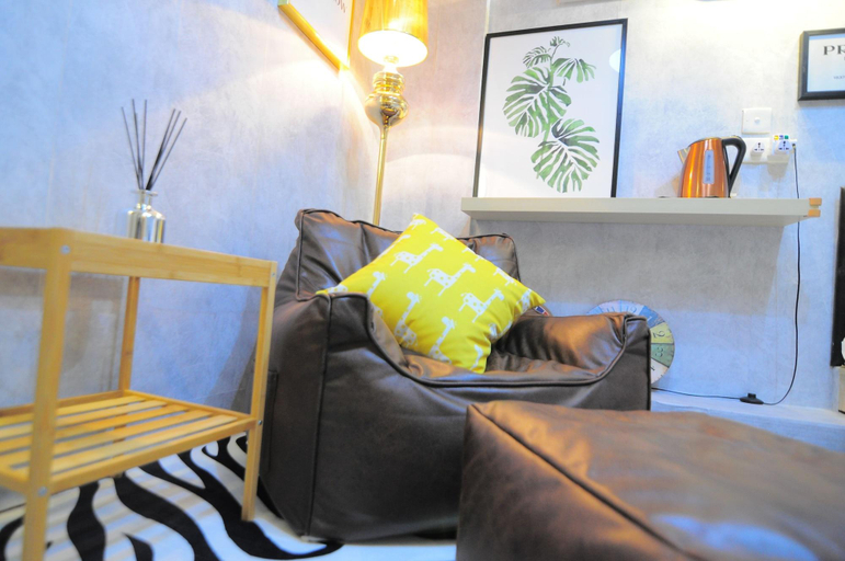 Bedroom 3, Big Wave Travel, Kowloon