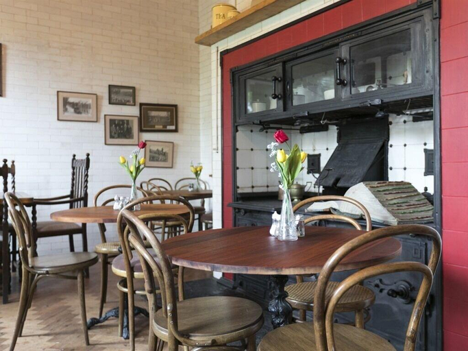 Food & Drinks 5, Mount Ephraim Gardens Guest Rooms, Kent