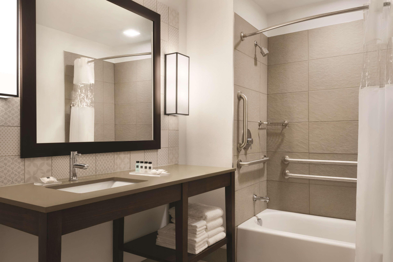 Bathroom 4, Country Inn & Suites by Radisson, Ft. Atkinson, WI, Jefferson