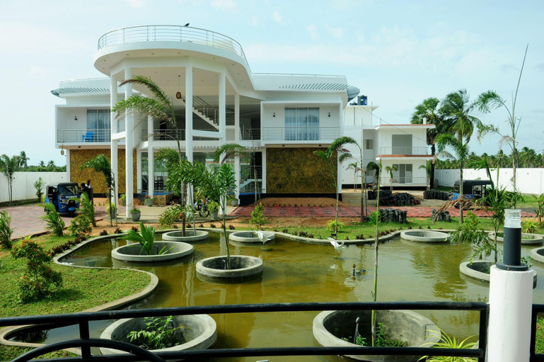 Exterior & Views 2, Sunstar, Kuchchaveli