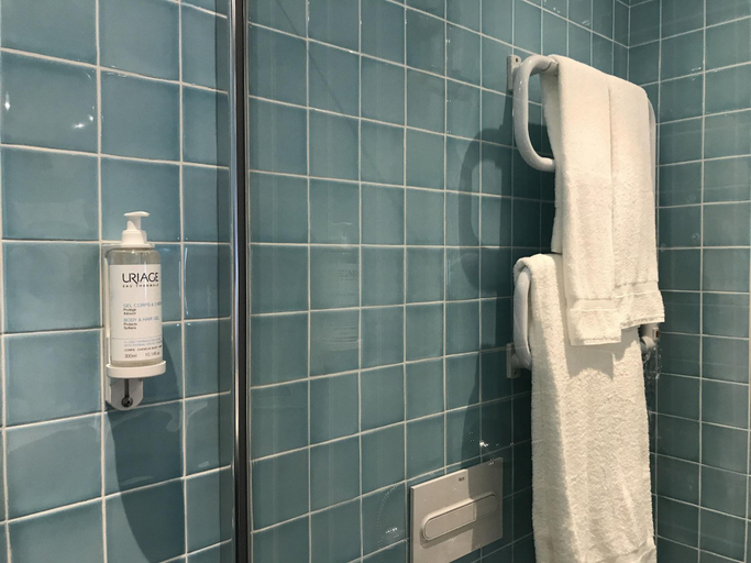 Bathroom 4, Praia de Santos - Exclusive Guest House, Ponta Delgada