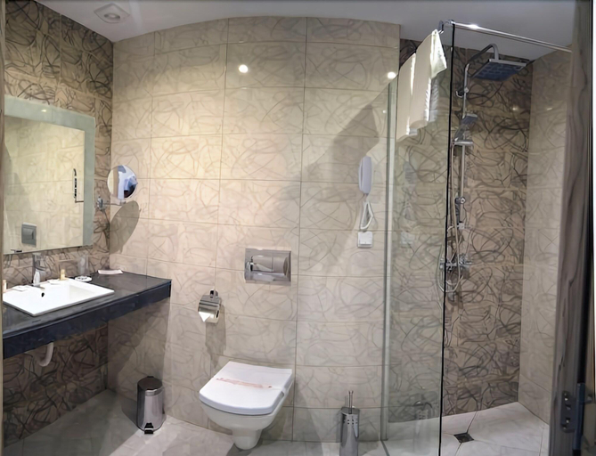 Bathroom, Arena Mar Hotel & SPA, Varna