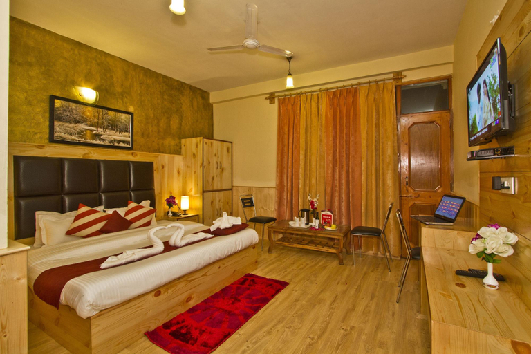 Sport & Beauty, New Harmony Inn, Kullu
