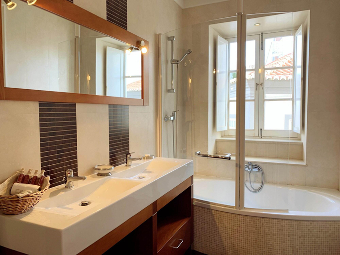 Bathroom 4, Residence Lagos, Lagos
