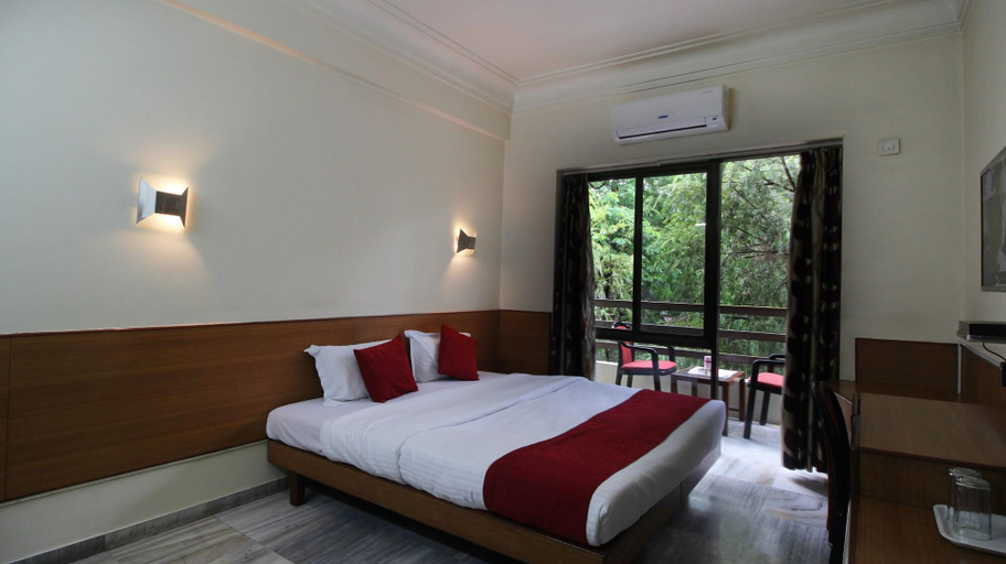 Bedroom 3, Hotel Sargam, Pune