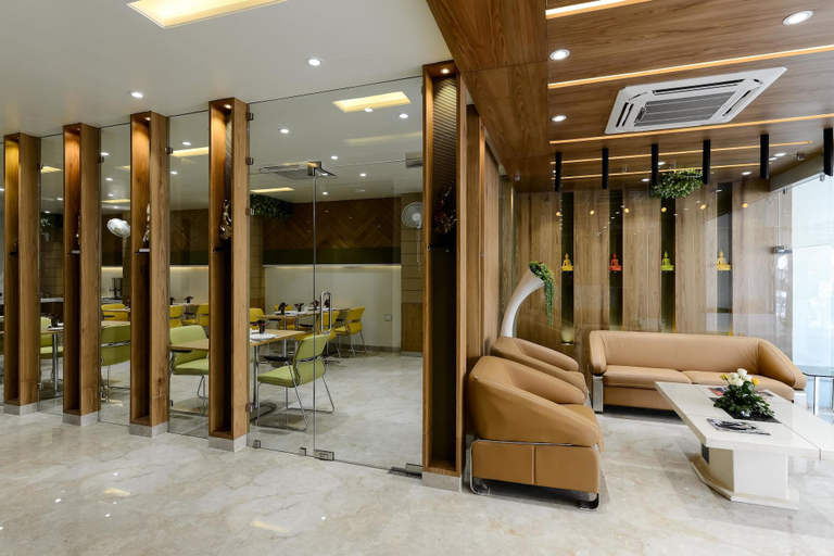 Public Area 2, The Hubstreet Hotel, Bhopal
