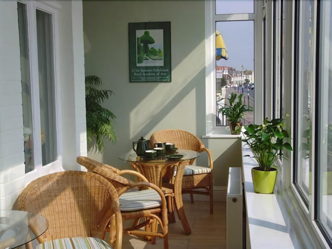 Public Area 3, Breakers Bed and Breakfast, East Sussex