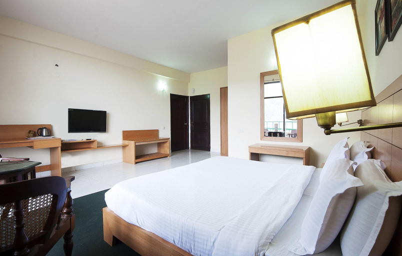 Bedroom 3, The Ayali Fernhill Resort, Chail, Solan
