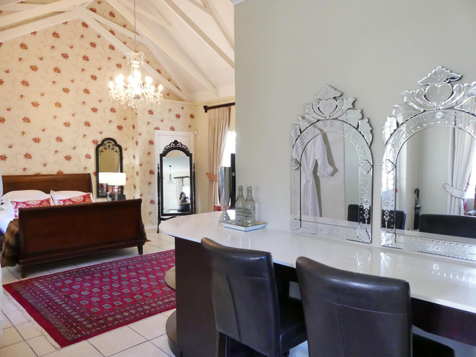 Public Area, The Plantation, Nelson Mandela Bay