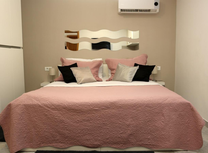 Bedroom 2, B&B Arena Prestige Rooms, Pula