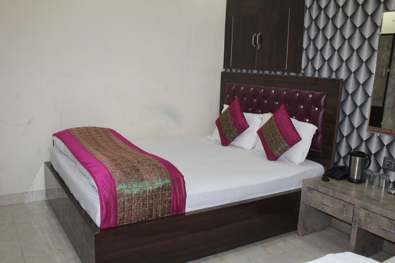 Bedroom 2, Hotel Marwari, Delhi