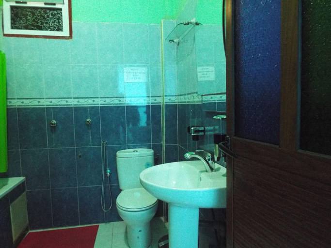Bathroom 3, Maison Adam, Fès