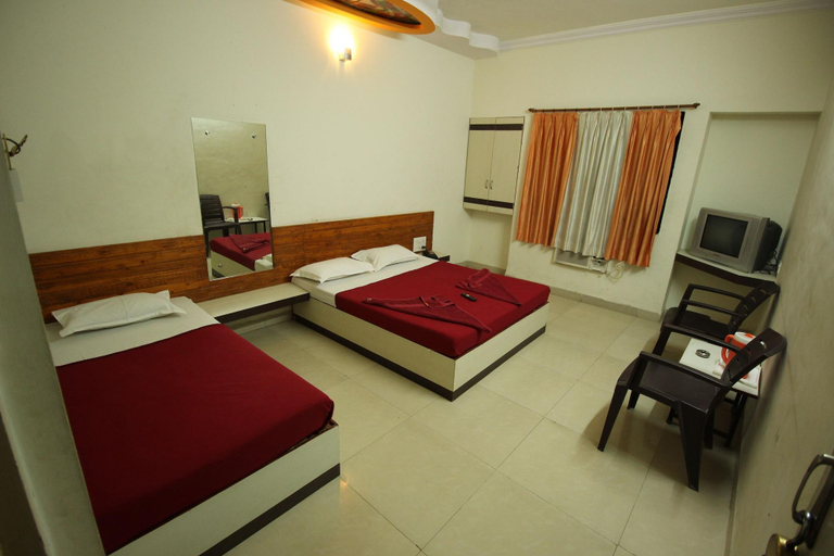 Bedroom 3, Hotel Yog Palace, Ahmadnagar