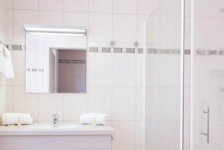 Bathroom 5, Hôtellerie du Couvent, Bas-Rhin