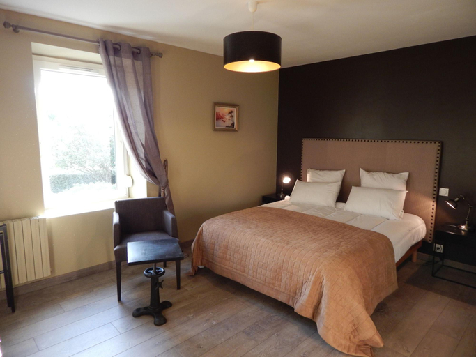 Bedroom 4, Domaine du Grenier, Côtes-d'Armor