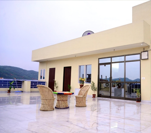 Public Area 3, Hotel Dior Near Jal Mahal, Jaipur, Jaipur