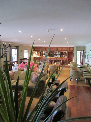 Food & Drinks 5, Gowrie Farm Golf Lodge, Umgungundlovu