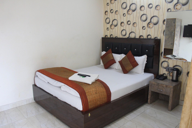 Bedroom 5, Hotel Marwari, Delhi