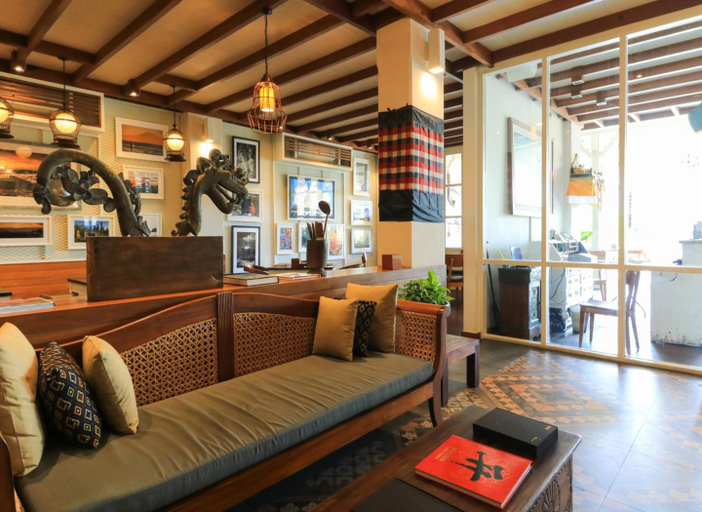 Public Area 2, diAtas by Art Cafe Bumbu Bali, Badung