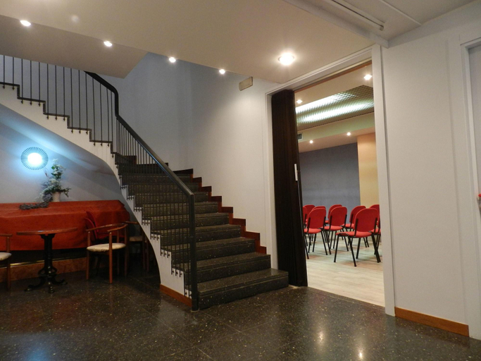 Public Area 3, Hotel Italia, Pavia