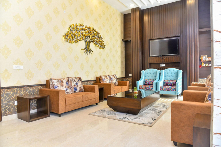 Public Area, Hotel Sun City Plaza, Jaipur