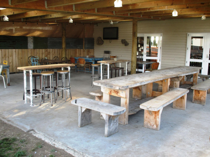 Public Area 2, Owls Nest Motel, Waitomo