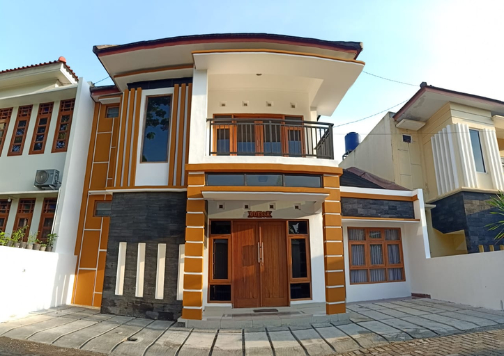 Exterior & Views 4, Odessa Guesthouse (4BR), Sleman