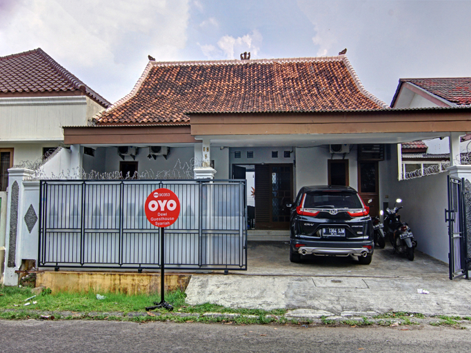 Exterior & Views 2, OYO 90353 Dewi Guesthouse Syariah, South Tangerang