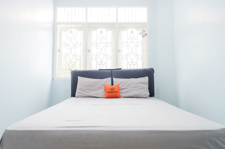Koolkost Syariah near Green Pramuka Square Mall (Minimal Stay 6 Nights), East Jakarta