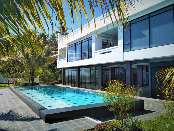 Mandabelle Villas Tanjung Lesung Room Type - 3-Bedroom Violet Villa Mandabelle Villas Tanjung Lesung Room Type - 3-Bedroom Violet Villa