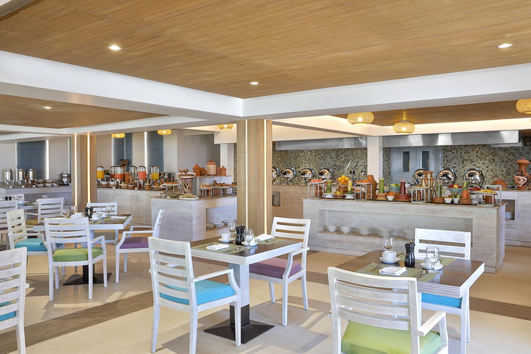 Food & Drinks 3, Avani Kalutara Resort, Kalutara