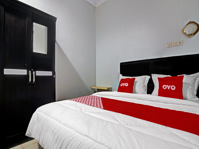 Bedroom 1, OYO 90353 Dewi Guesthouse Syariah, South Tangerang