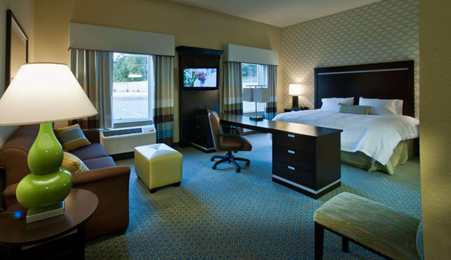 Bedroom 3, Hampton Inn & Suites Denison, Grayson