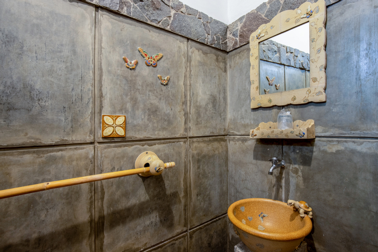Bathroom 6