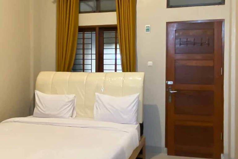 RedDoorz @ Nantampukmas Sidikalang, Dairi
