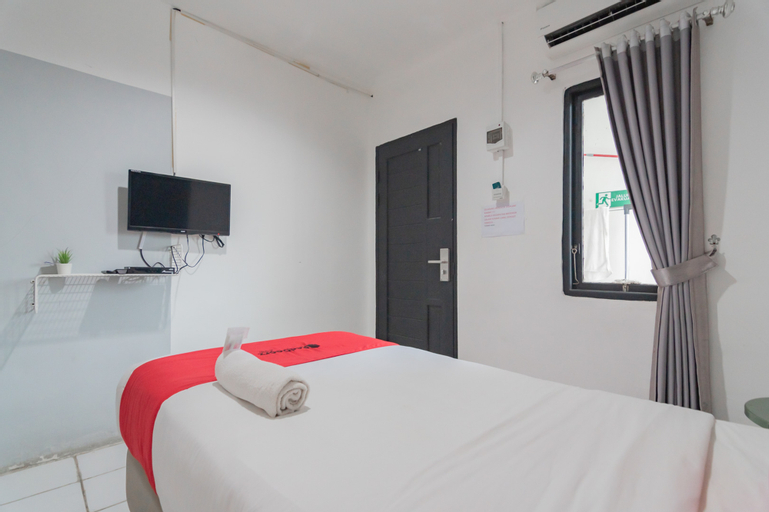 RedDoorz @ Sani Guest House, Balikpapan