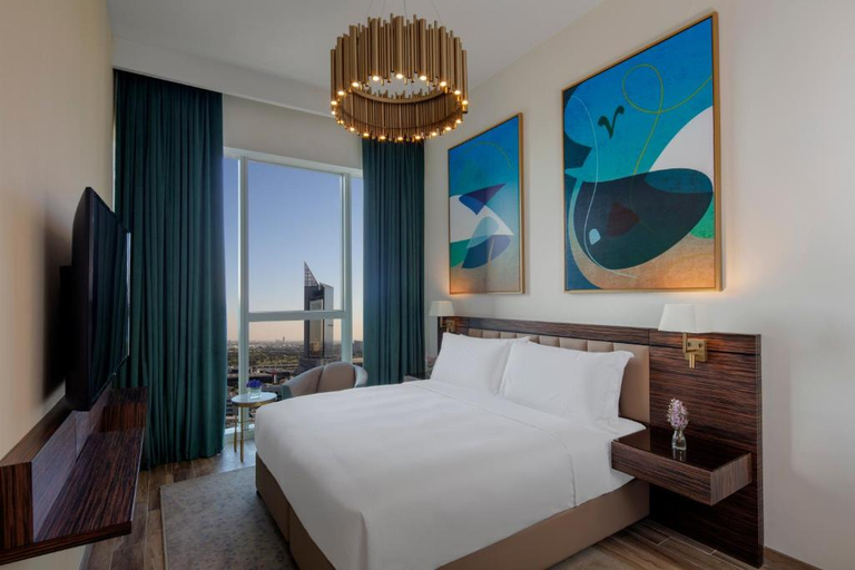 Bedroom 3, Avani+ Palm View Dubai Hotel & Suites, Dubai