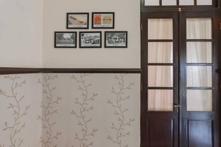 Public Area 3, RedDoorz Syariah @ Kolonial Guest House, Majalengka