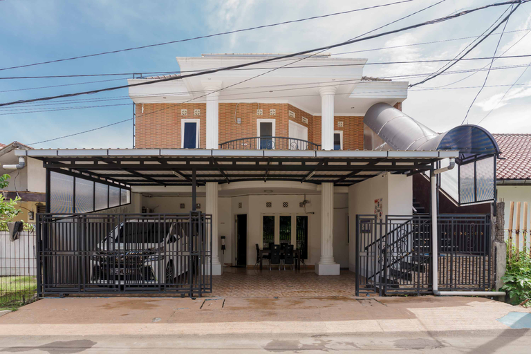 Exterior & Views 2, Fast Hous Syariah Bogor Mitra RedDoorz, Bogor