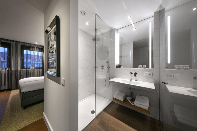 Bathroom 4, Theaterhotel Venlo, Venlo