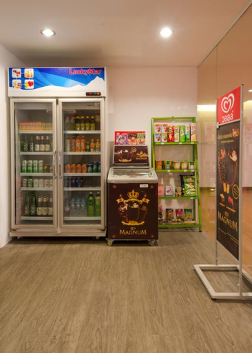 Food & Drinks 6