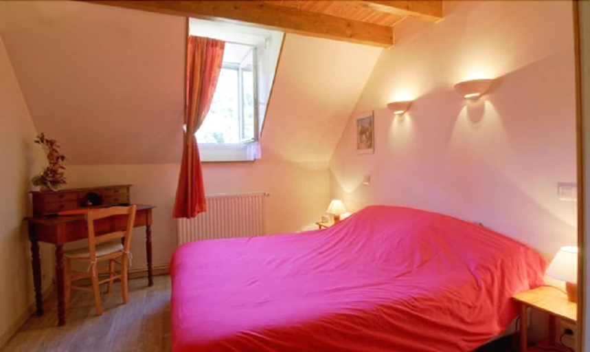 Bedroom 3, Chambres d'Hôtes La Munia, Hautes-Pyrénées