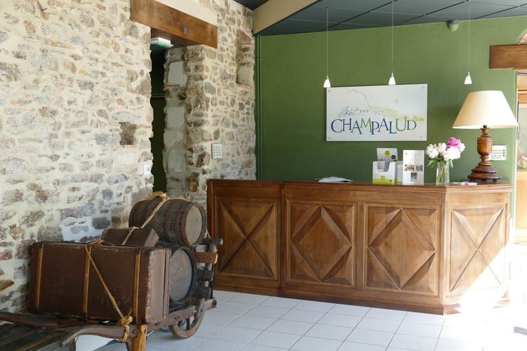 Public Area, Logis Hôtel Le Champalud, Maine-et-Loire