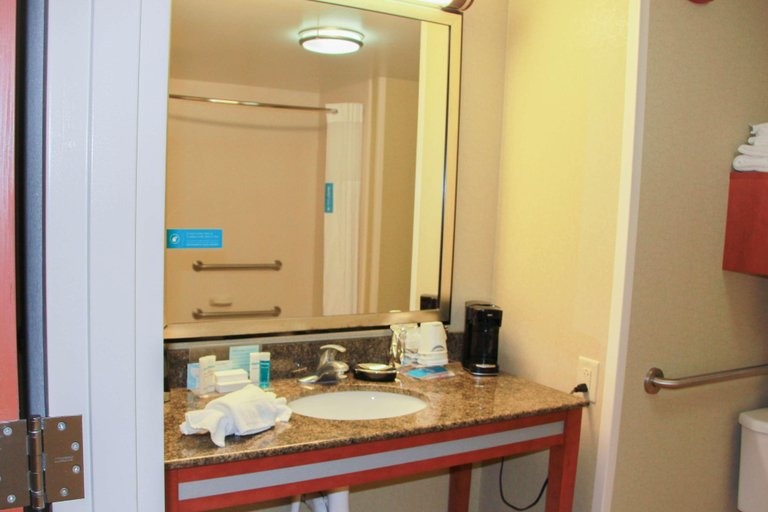 Bedroom 3, Hampton Inn & Suites Radcliff/Fort Knox, Hardin