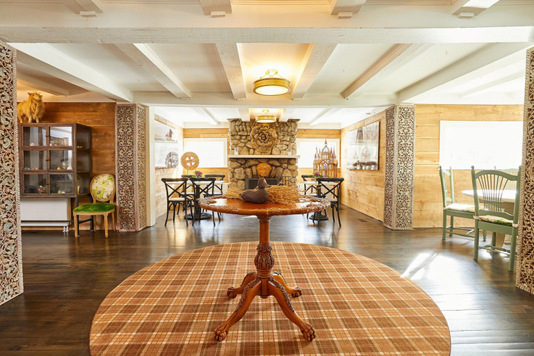 Public Area 2, Shelter Harbor Inn, Washington