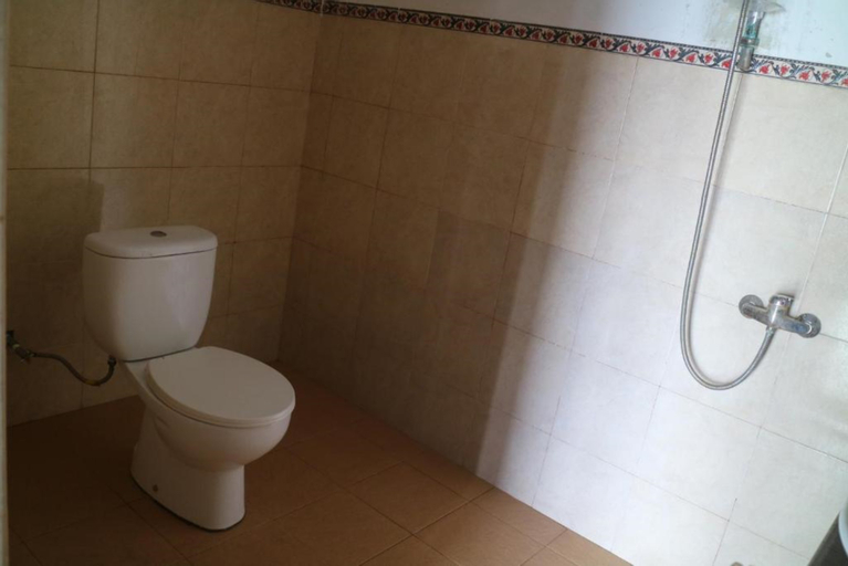 Bathroom 5