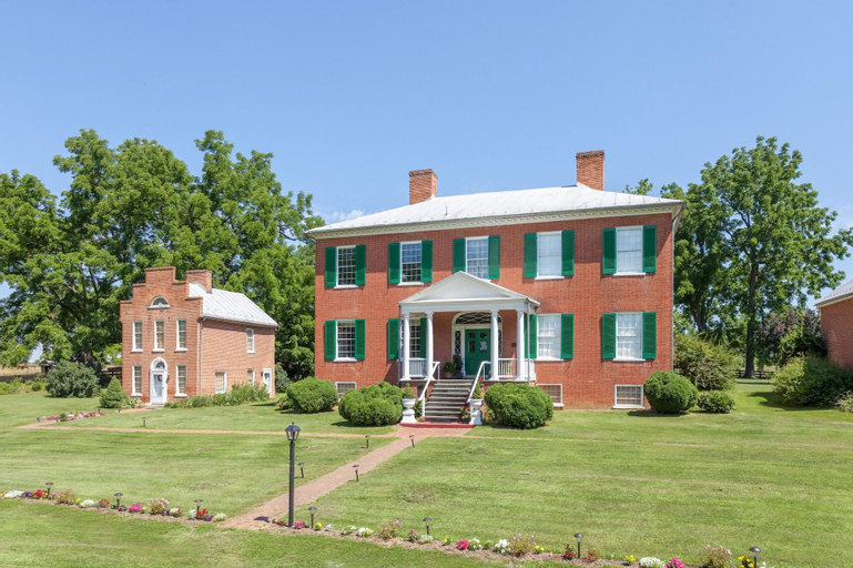 Smithfield Farm B&B, Clarke