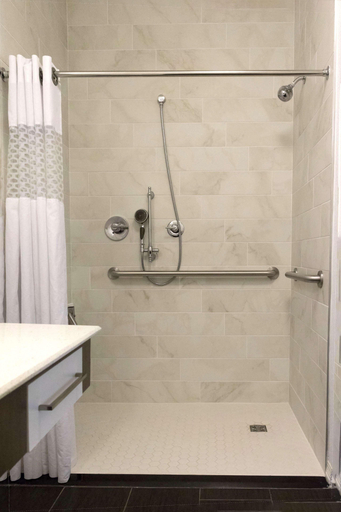 Bathroom 5, Hampton Inn Broussard-Lafayette Area, Lafayette